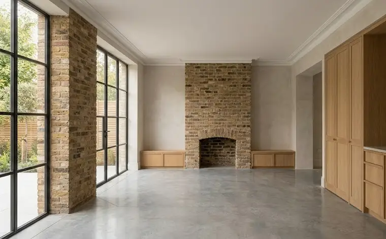 Fully renovated period interior with restored cornicing